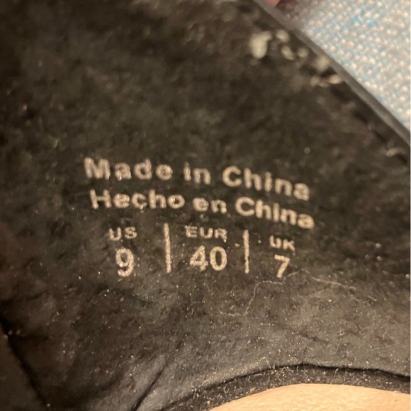 Aldo Black Heels Pumps Leather with Jewels Size 9 - Picture 6 of 10